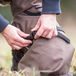 ActionFactory Fit4dogs Active Cape Light MINI Hundemantel -Hundefutter Welt Verkaufsgeschäft fit4dogs active cape mini hundemantel 1574251785