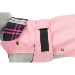 TRIXIE Hundemantel Paris 37 TRIXIE Hundemantel Paris -Hundefutter Welt Verkaufsgeschäft hundemantel paris3 x1000 y667